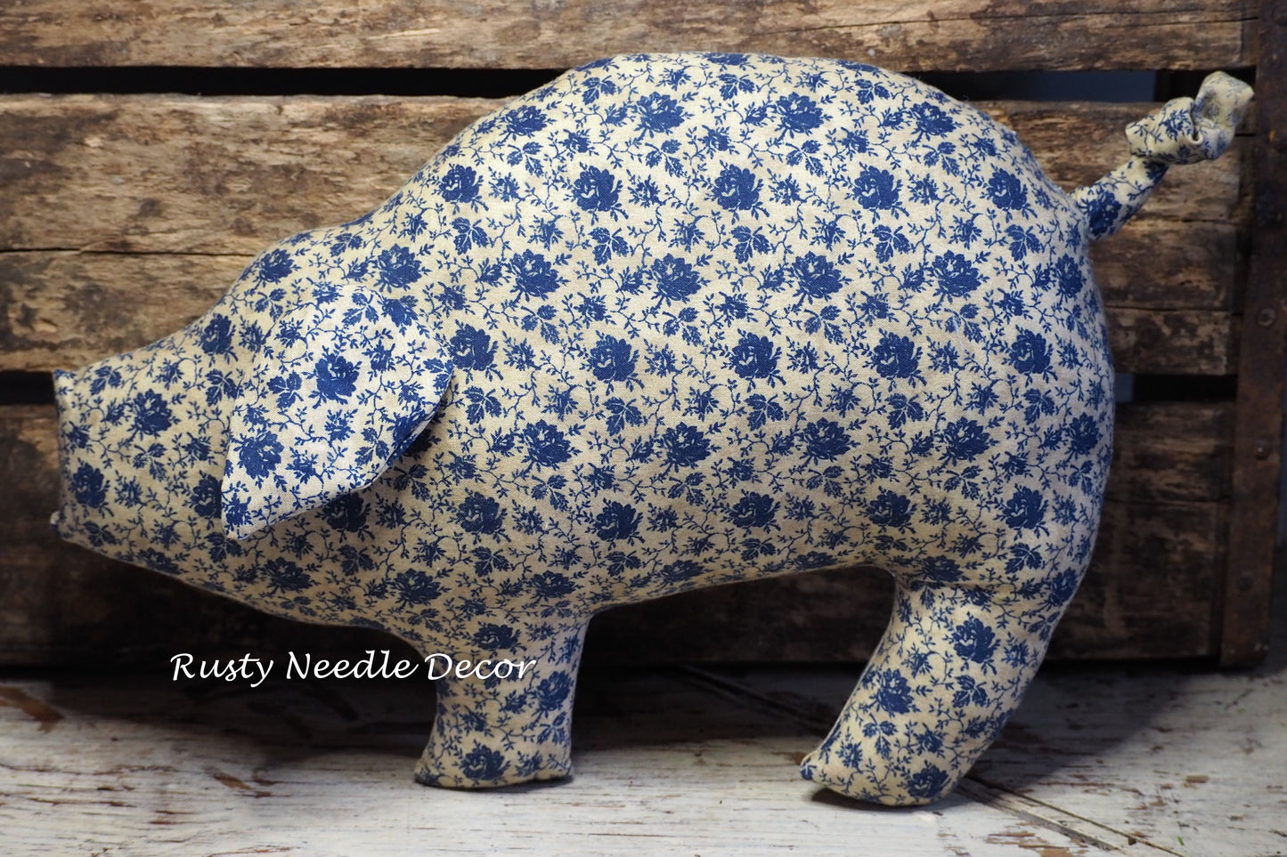 Blue Rose Pig