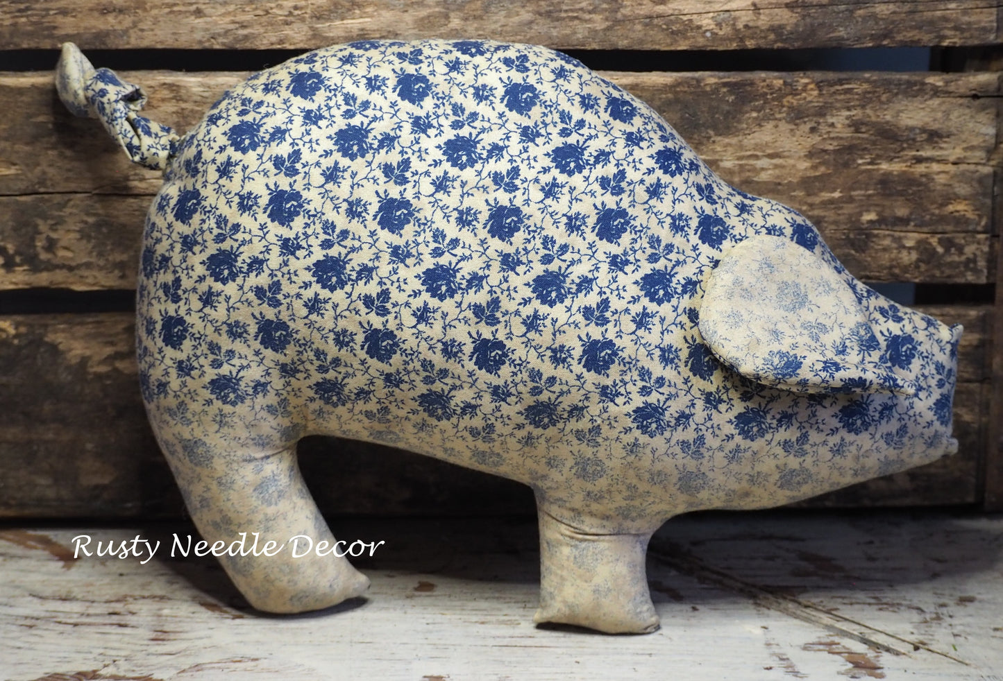 Blue Rose Pig