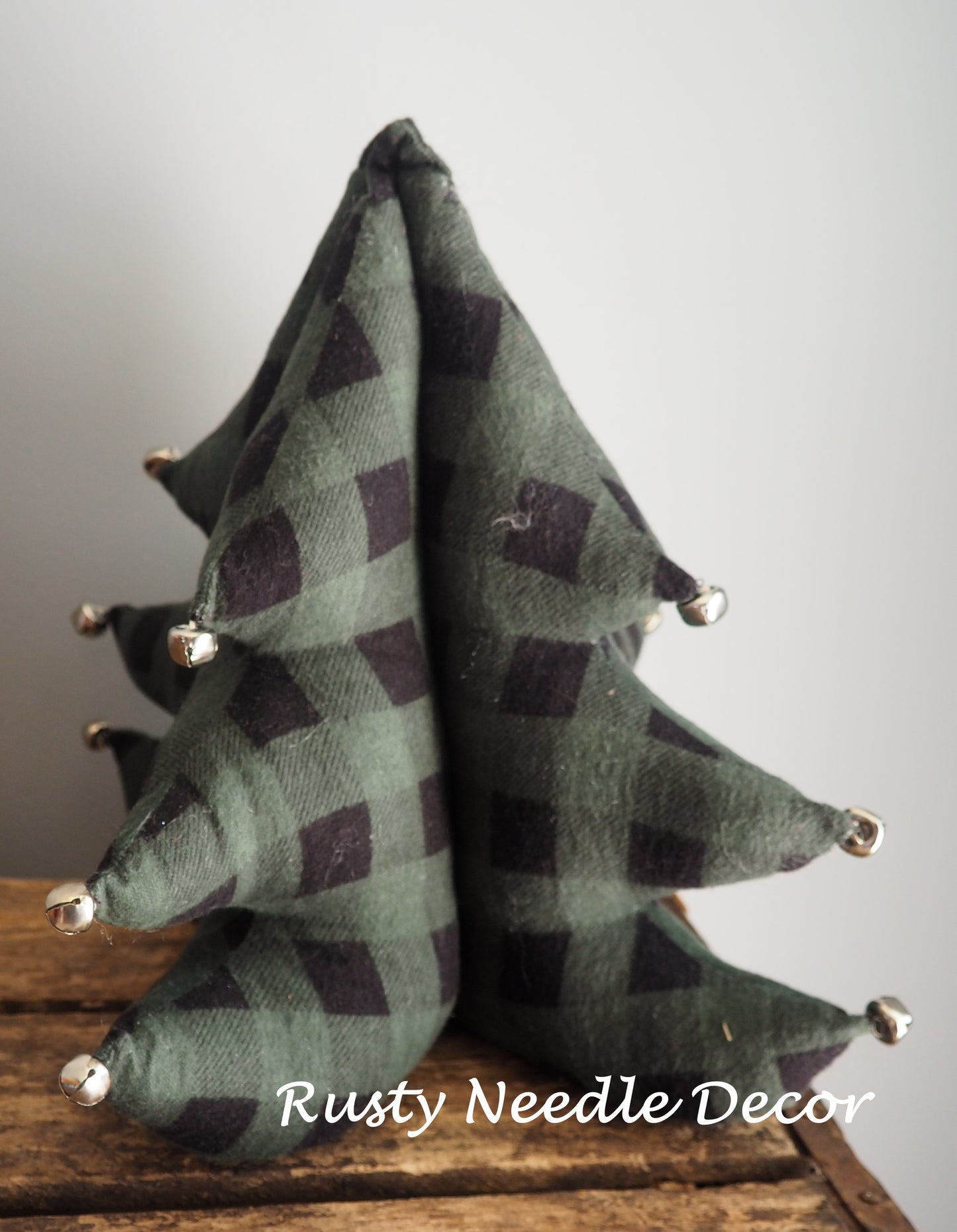 Green Buffalo Plaid Christmas Tree