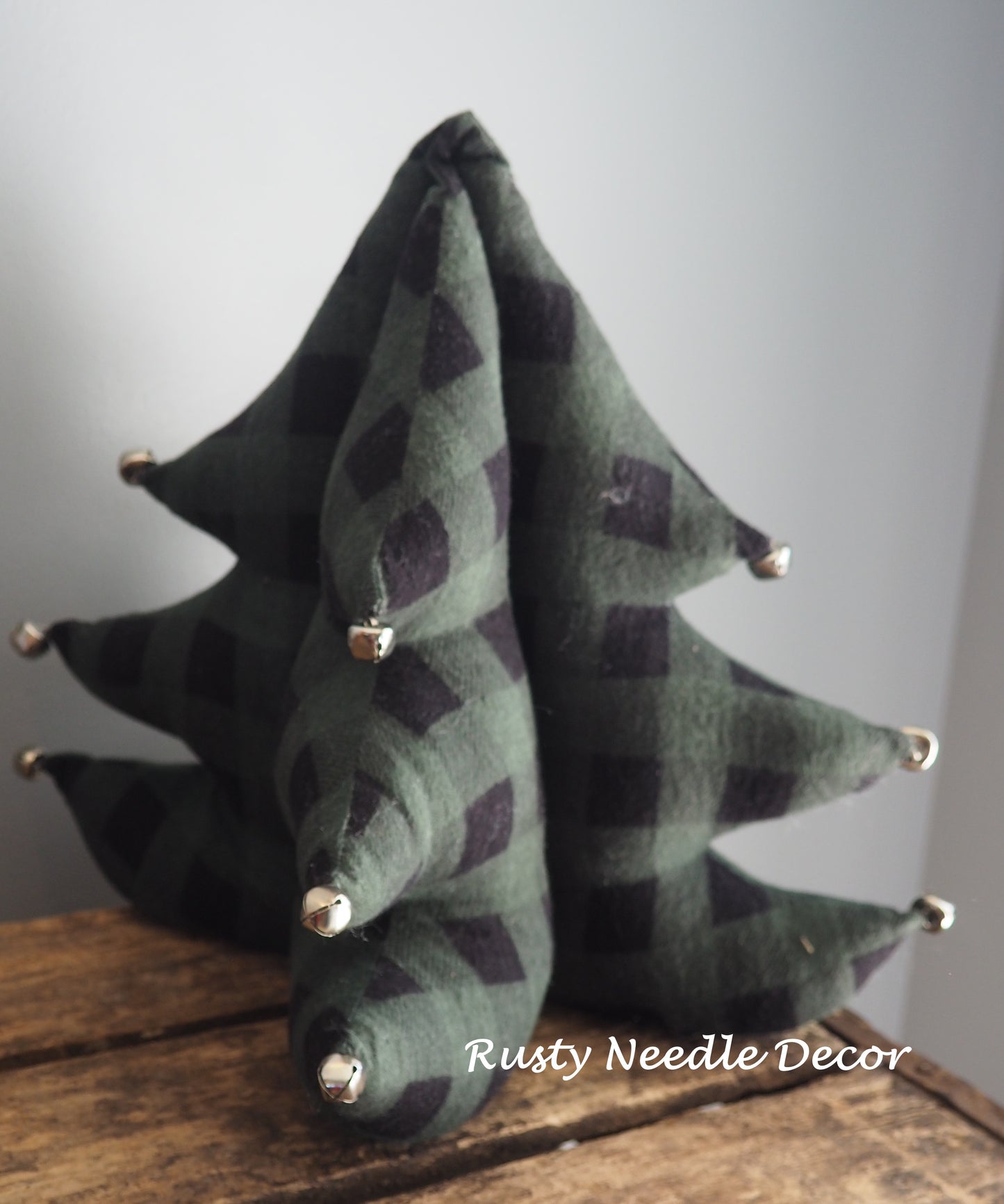 Green Buffalo Plaid Christmas Tree